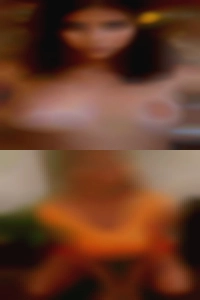 Straight cheating housewife men do not suck dick ever.